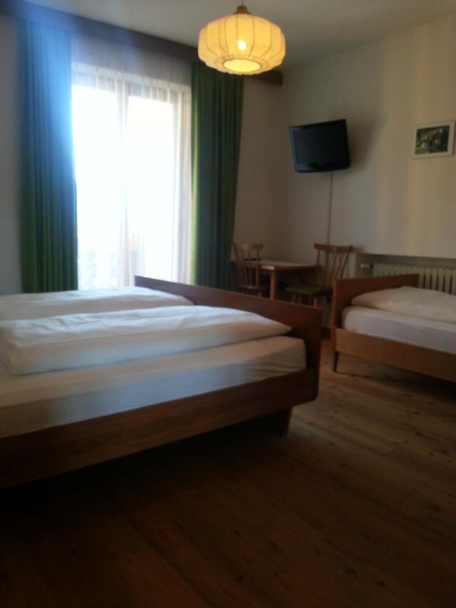 Pension Panorama Monguelfo-Tesido / Welsberg-Taisten Eksteriør bilde