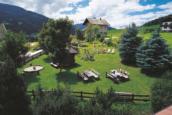Pension Panorama Monguelfo-Tesido / Welsberg-Taisten Eksteriør bilde